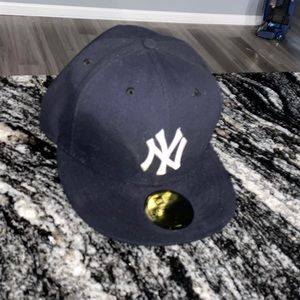 Official on field Yankees fitted hat size 7 3/4